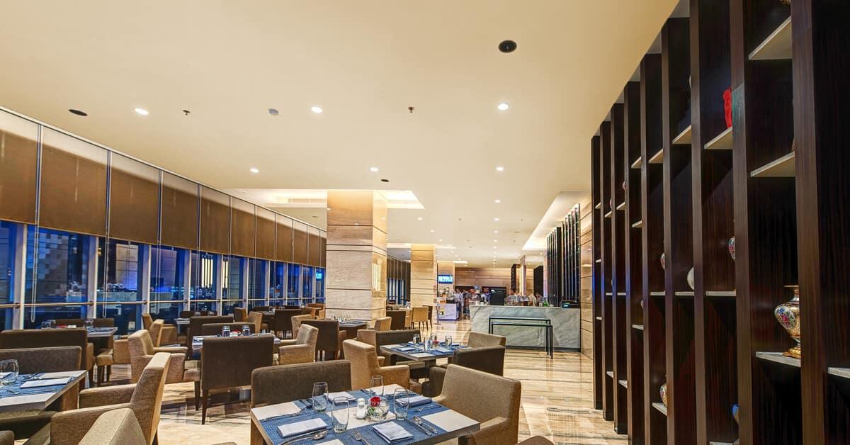 Melia Makassar Hotel Exterior photo